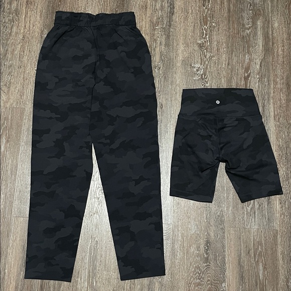 NWOT Lululemon matching Set. Size Top 6/Bottoms 4 - Picture 6 of 12